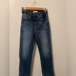 willo+root. size 25  dark wash